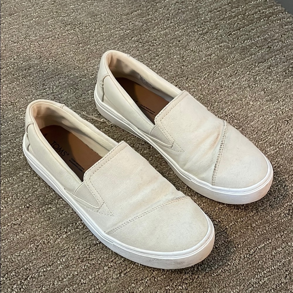 TOMS Cream Slip-On Sneakers